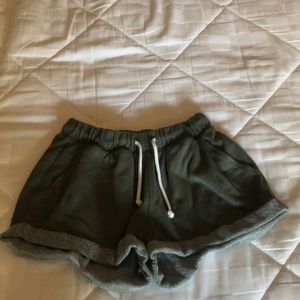 H&M divided curve hugging olive green shorts